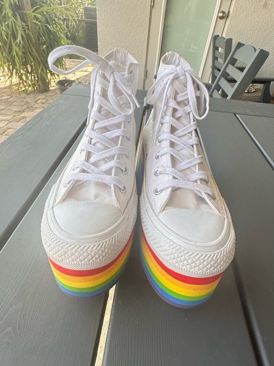 Converse All Stars Shoes - Converse Pride Chuck Taylor All Star Lift Platform sneakers size 7.5